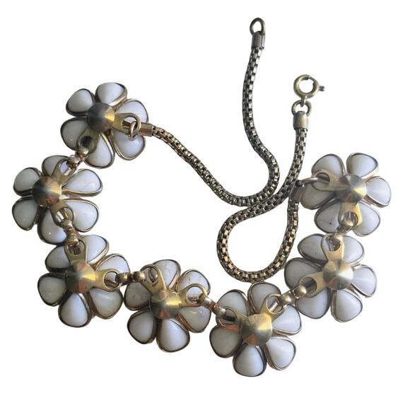 40s Crown Trifari Blossomtime Milk Glass Pearl Floral Choker Necklace Vintage - Picture 2 of 8